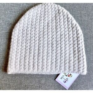 NWOT Arch4 London UK 100% Cashmere Pale Gray Knit Hat Beanie - Adult One Size